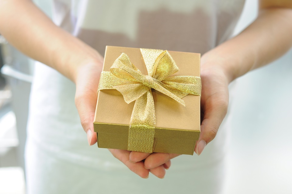 A Gift For Someone You Love: 6 Awesome Ideas